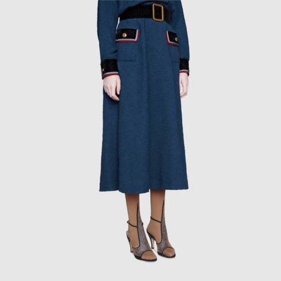 Gucci Black Suede Crystal Studded Sandals Heels - Picture 6 of 7